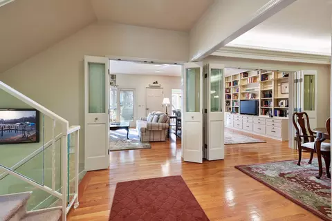 Entry Way - 4610 Bayswater Rd, Shorewood, MN 55331 photo 1 of 1