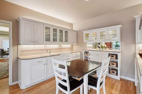 Kitchen - 4610 Bayswater Rd, Shorewood, MN 55331 photo 1 of 3