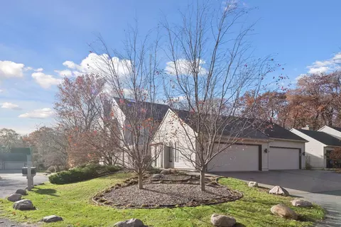 Exterior - 4610 Bayswater Rd, Shorewood, MN 55331 photo 2 of 6