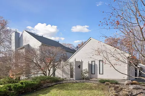 Exterior - 4610 Bayswater Rd, Shorewood, MN 55331 photo 6 of 6