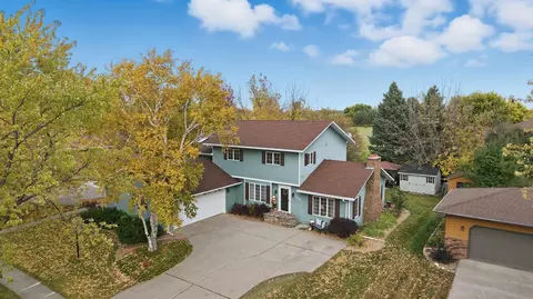 3906 4th St S, Moorhead, MN 56560