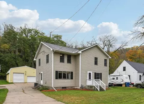 747 21st St, Red Wing, MN 55066