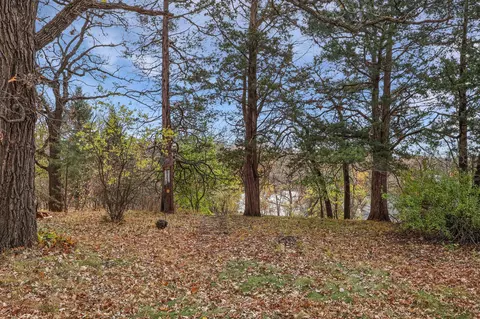 305 1st Ave SE, New London, MN 56273