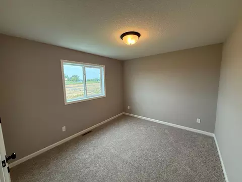2741 Iverson Ave NE, Saint Michael, MN 55376 photo 19
