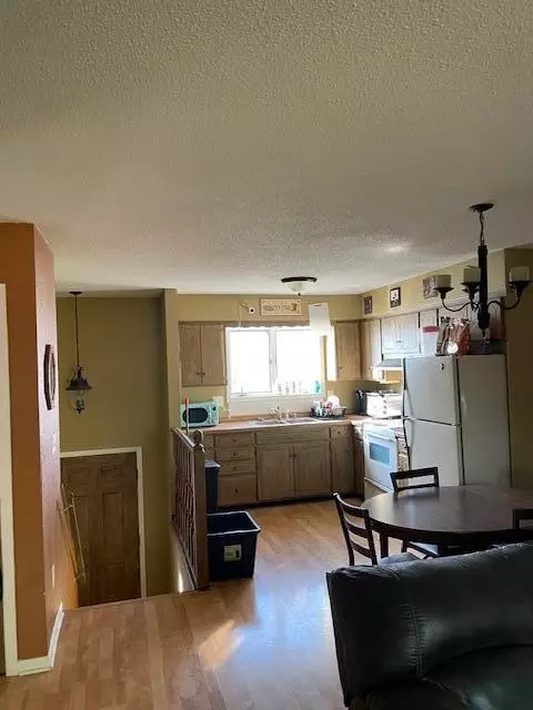 911 E Baker St, Saint Joseph, MN 56374 photo 3