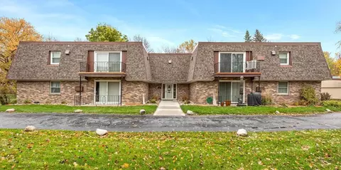 520 6th Ave W #8, West Fargo, ND 58078