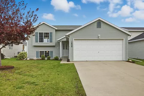 1859 13th St E, West Fargo, ND 58078