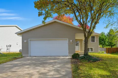 2754 Rose Dr SE, Rochester, MN 55904