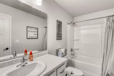 3712 S 49th St, Fargo, ND 58104 photo 30