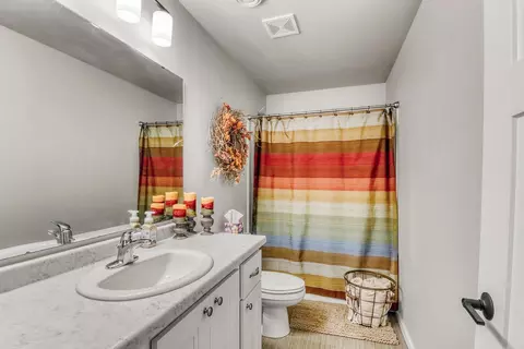 3712 S 49th St, Fargo, ND 58104 photo 35
