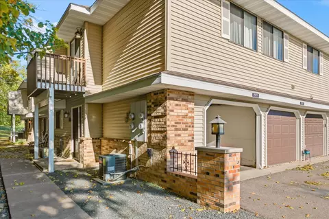 7577 Vinewood Ct, Maple Grove, MN 55311