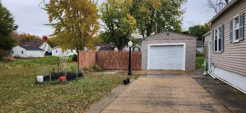 Exterior - 522 Saint Thomas Ave, Albert Lea, MN 56007 photo 1 of 3
