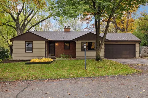 11911 James Rd, Hopkins, MN 55343