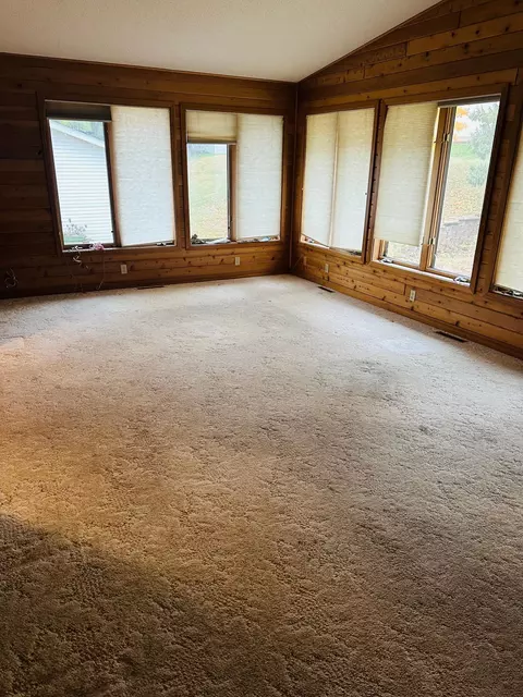 13217 Valley Forge Ln N, Champlin, MN 55316 photo 5