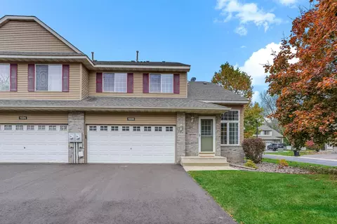 1336 Crown Oaks Dr, Spring Lake Park, MN 55432