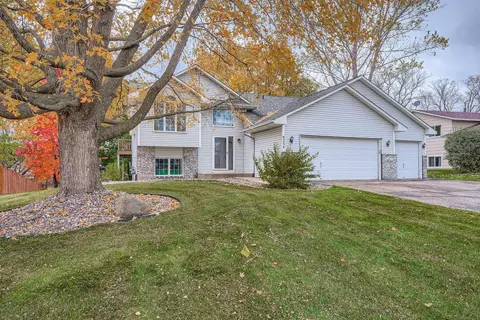 8234 166th St W, Lakeville, MN 55044