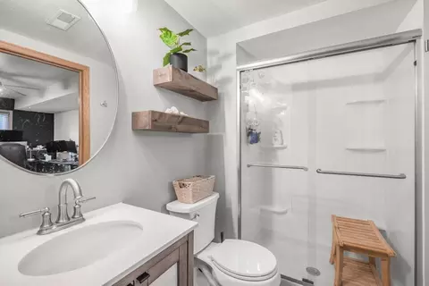 Bath - 13744 94th Ave N, Maple Grove, MN 55369 photo 2 of 2