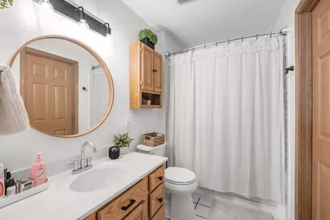 Bath - 13744 94th Ave N, Maple Grove, MN 55369 photo 1 of 2