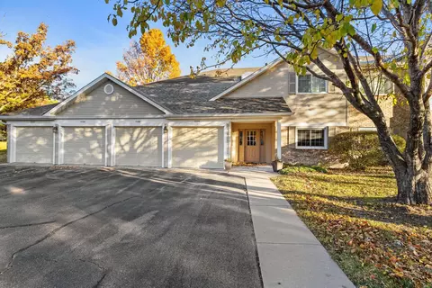 11200 Westwind Dr, Eden Prairie, MN 55344