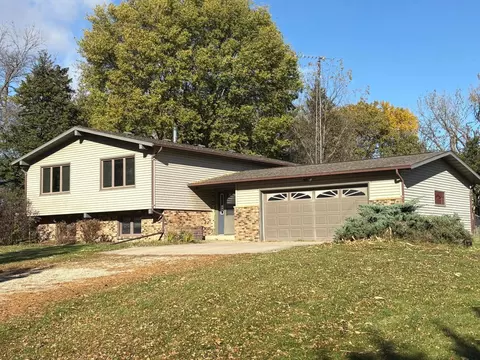 11623 375th Ave, Waseca, MN 56093