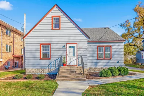 405 Washington St, Northfield, MN 55057