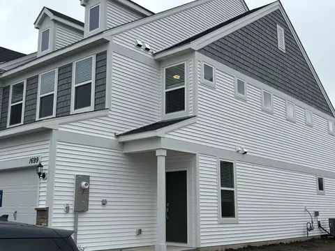 1767 Hauer Trl, Shakopee, MN 55379