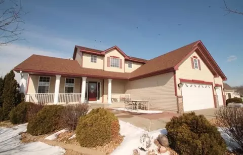 10446 Karston Cir, Albertville, MN 55301
