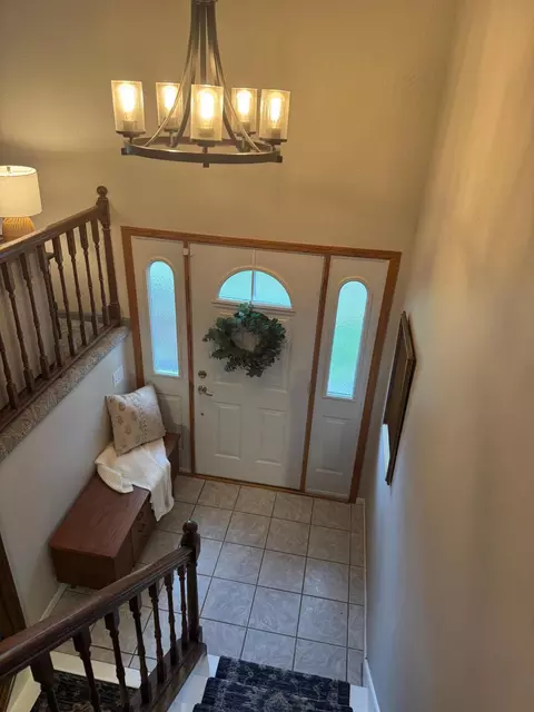 1669 Walnut Ln, Eagan, MN 55122 photo 3