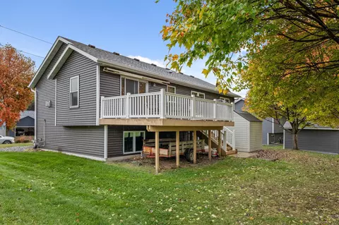Exterior - 300 7th St SW, Plainview, MN 55964 photo 5 of 10