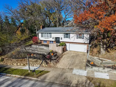 557 Northern Heights Dr NE, Rochester, MN 55906