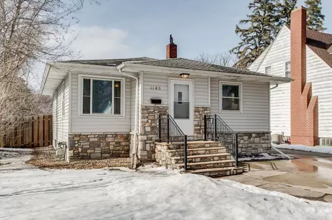 1105 11th St S, Moorhead, MN 56560