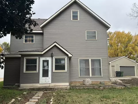 406 4th St, Rushmore, MN 56168