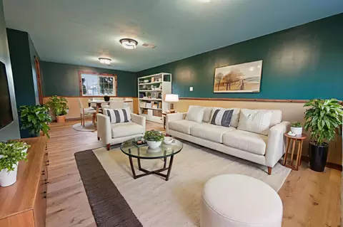 Living - 24480 17th Ave, Saint Augusta, MN 56301 photo 4 of 5