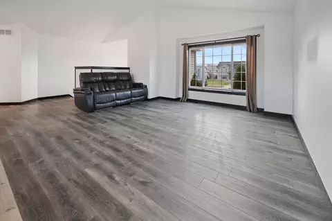 Living - 24480 17th Ave, Saint Augusta, MN 56301 photo 5 of 5