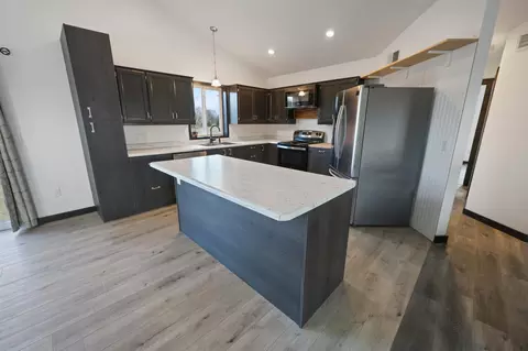 Kitchen - 24480 17th Ave, Saint Augusta, MN 56301 photo 2 of 3