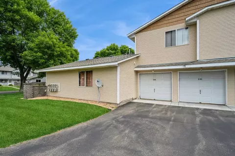8469 S Pond Trl, Champlin, MN 55316 photo 16