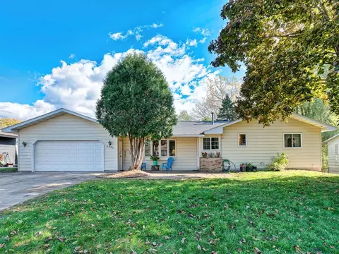8336 Cloman Ave, Inver Grove Heights, MN 55076