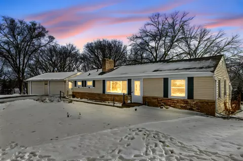 6015 Aspen Rd, Mound, MN 55364