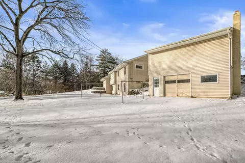 Exterior - 6015 Aspen Rd, Mound, MN 55364 photo 7 of 15