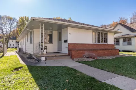 110 1st St SW, New Prague, MN 56071
