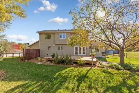 Exterior - 1802 Eagle Ct, Faribault, MN 55021 photo 12 of 17