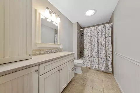 Bath - 1802 Eagle Ct, Faribault, MN 55021 photo 6 of 6