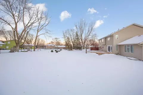 Exterior - 1802 Eagle Ct, Faribault, MN 55021 photo 7 of 17