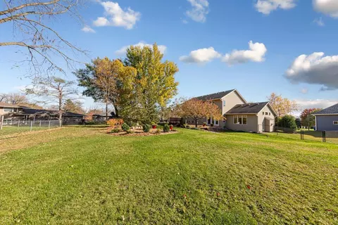 Exterior - 1802 Eagle Ct, Faribault, MN 55021 photo 14 of 17