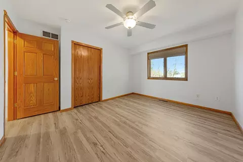 Bedroom - 1802 Eagle Ct, Faribault, MN 55021 photo 7 of 8