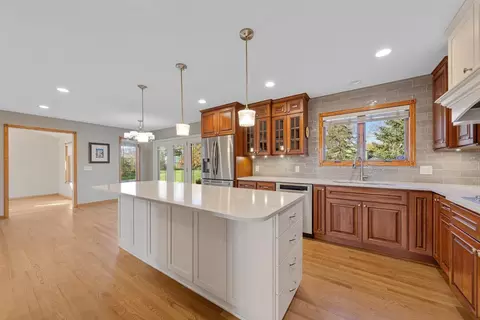 Kitchen - 1802 Eagle Ct, Faribault, MN 55021 photo 3 of 7