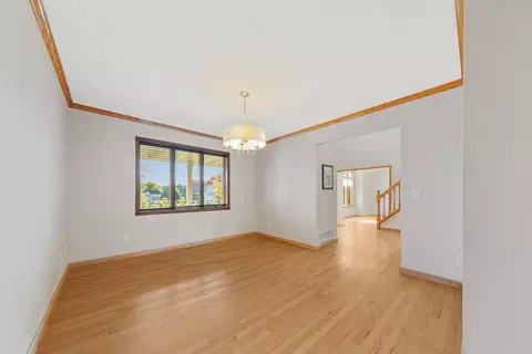 Living - 1802 Eagle Ct, Faribault, MN 55021 photo 5 of 7