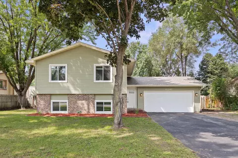 11341 Louisiana Ave N, Champlin, MN 55316
