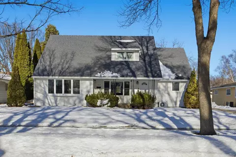 1418 21st Ave S, Moorhead, MN 56560