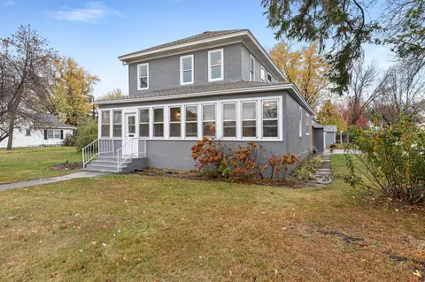 415 1st Ave NE, Little Falls, MN 56345